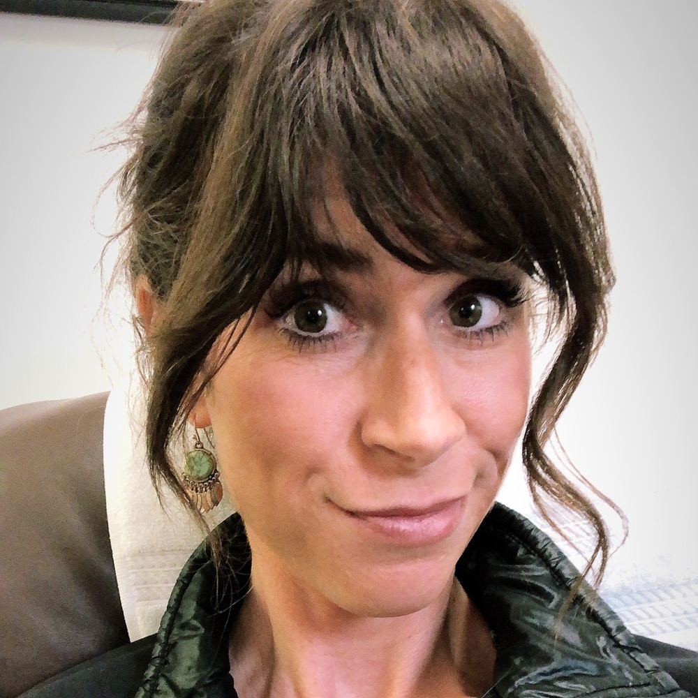 Meet your Posher, Rebeka